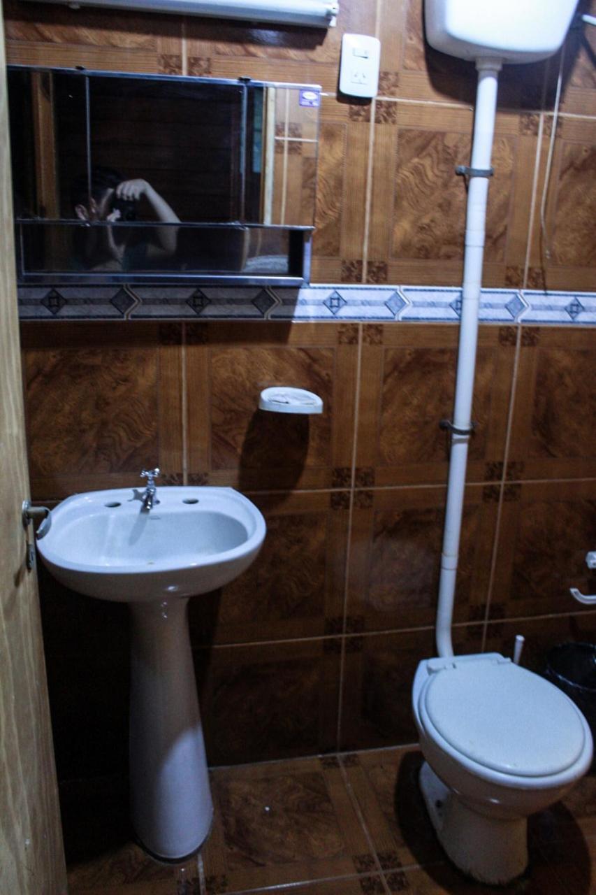 Hostel Haus Puerto Iguazu Bagian luar foto